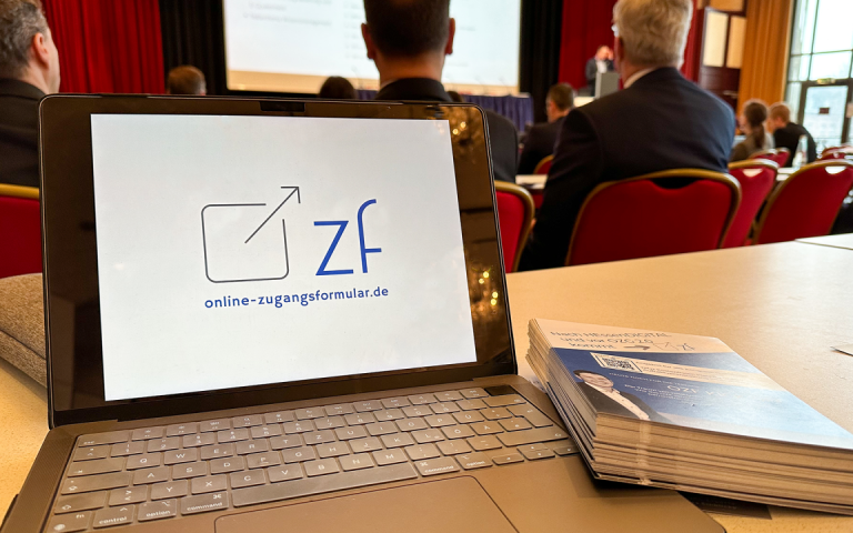 Laptop, Präsentation, OZF, OZG, HEDIGTIAL